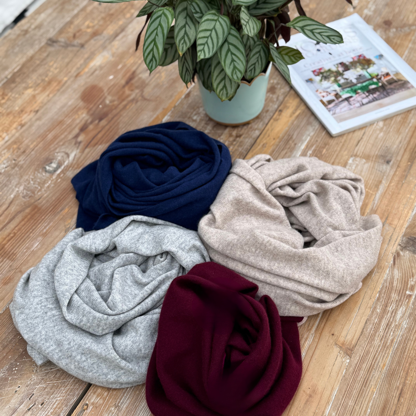 Cashmere Travel Wrap - Light Grey