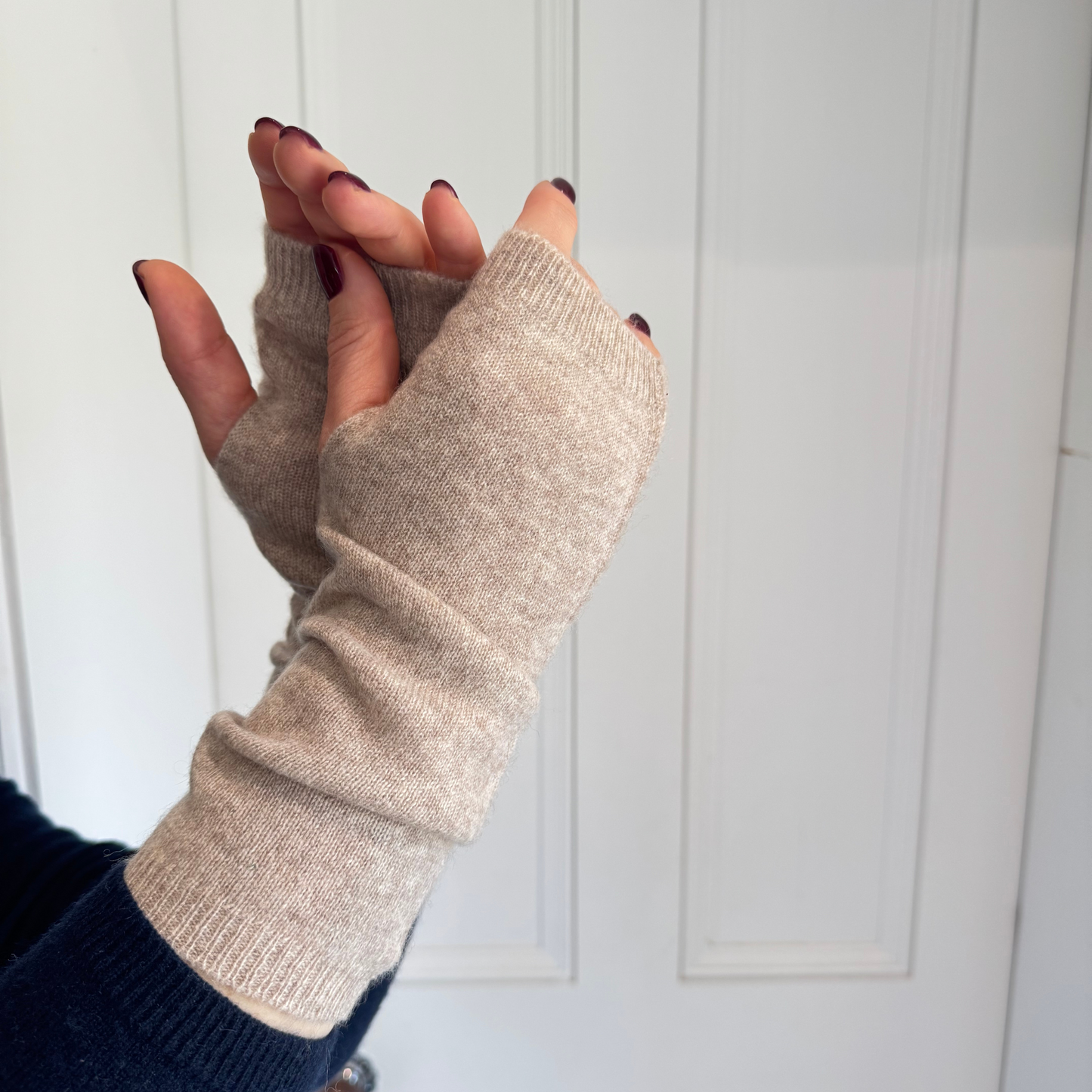 Cashmere Wrist Warmers sand beige